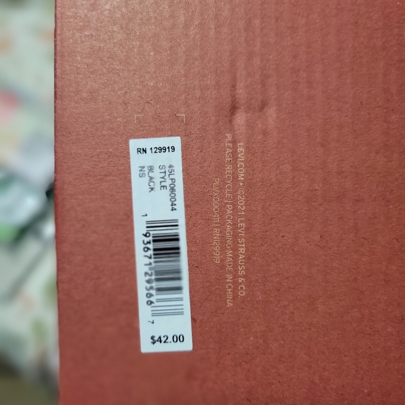 Beanie and scarf set - Picture 2 of 2